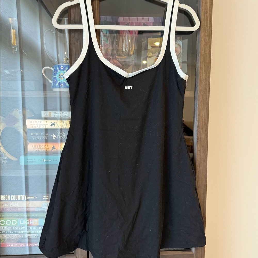 SET Active Black Sportbody Dres with White Trim and Shorts underneath NWOT